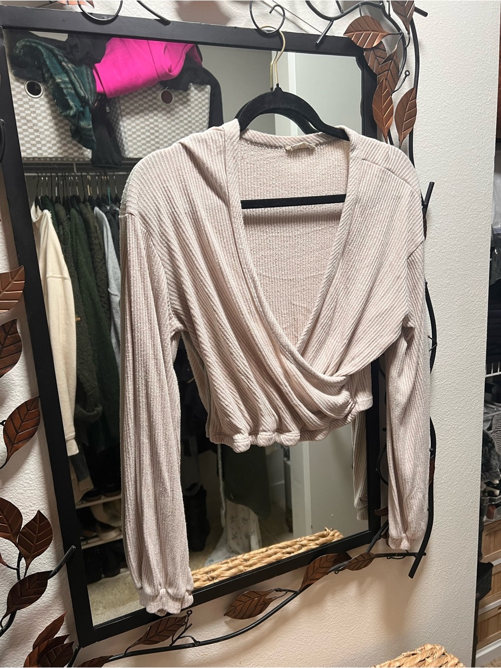 Sozy Lea Cropped Sweater